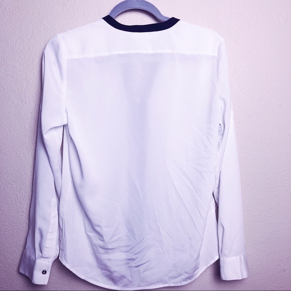 Calvin Klein Blouse - Picture 2 of 6